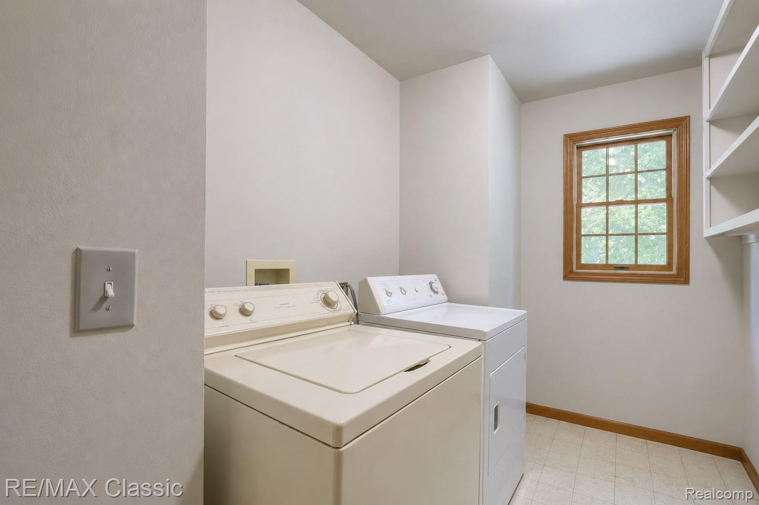 16645 Bordman Road Allenton, MI 48002 - Photo 17 of 48 Laundry room
