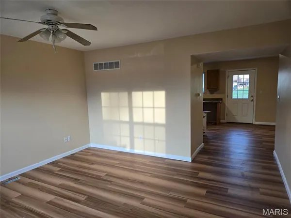 $1,490 | 610 Linda Lane, Unit B, Wentzville, MO 63385