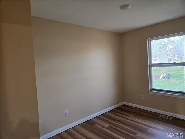 $1,490 | 610 Linda Lane, Unit B, Wentzville, MO 63385