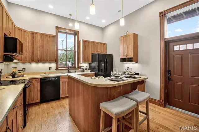 $350,000 | 2307 Sidney Street, St. Louis, MO 63104