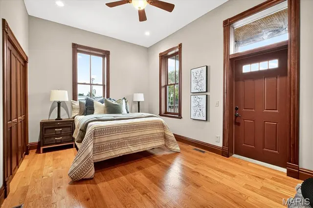 $350,000 | 2307 Sidney Street, St. Louis, MO 63104