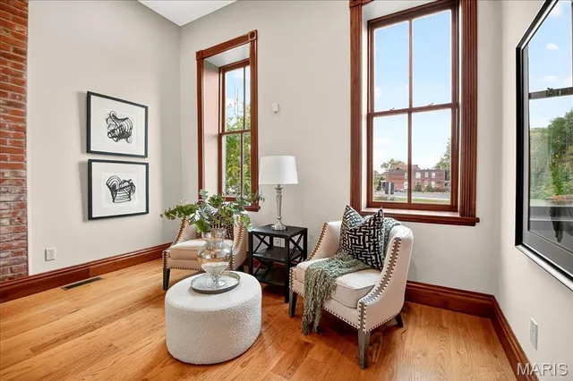 $350,000 | 2307 Sidney Street, St. Louis, MO 63104