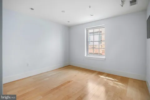 $425,000 | 2818 Connecticut Avenue Northwest, Unit 14, Washington, DC 20008