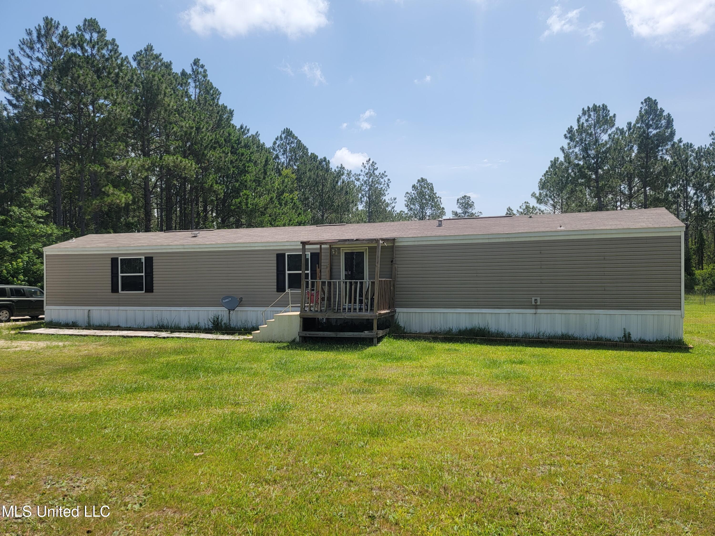 12807 Meadowglen Road Vancleave, MS 39565 - Photo 1 of 16 20220615_110557