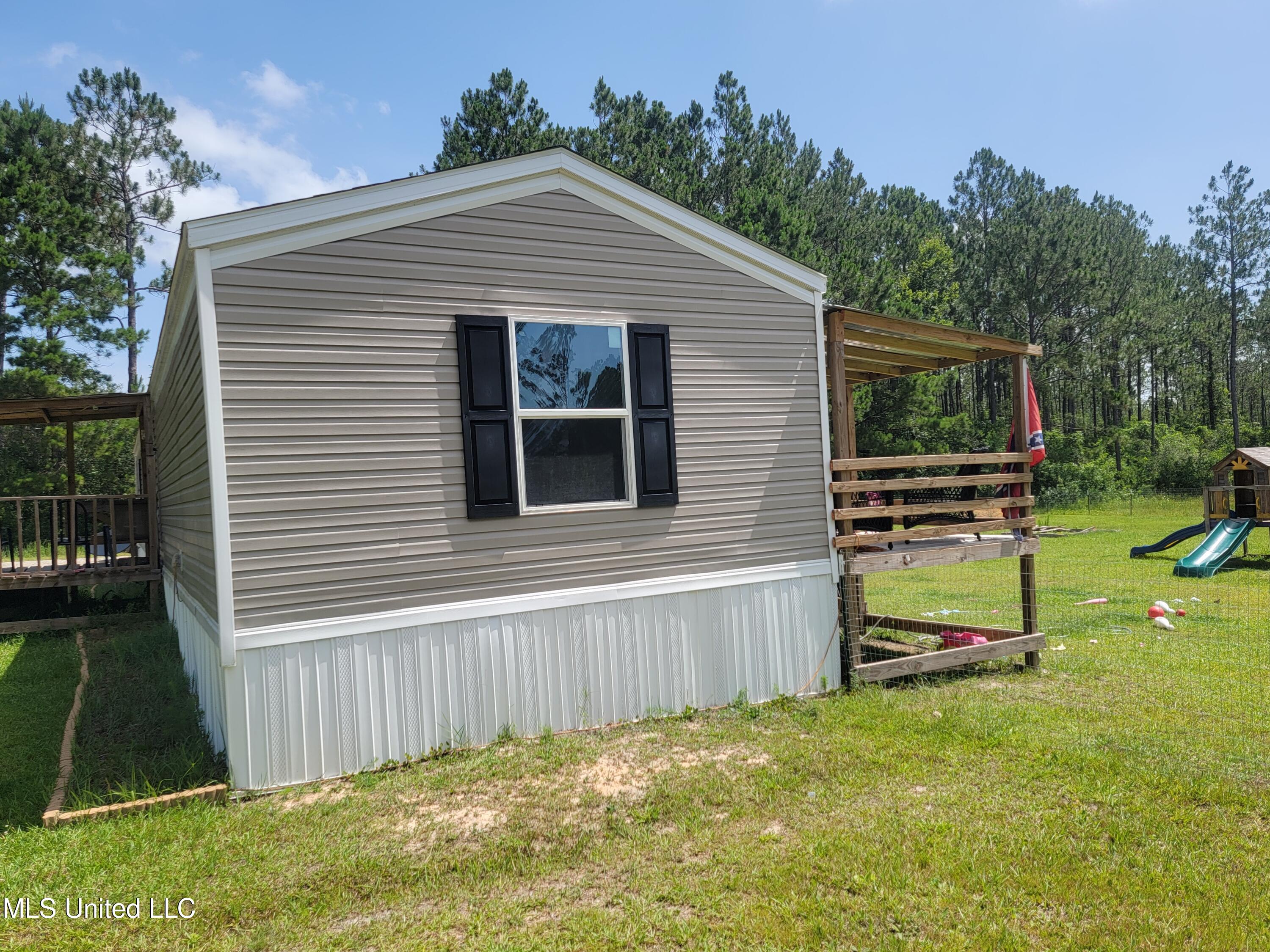 12807 Meadowglen Road Vancleave, MS 39565 - Photo 2 of 16 20220615_110616