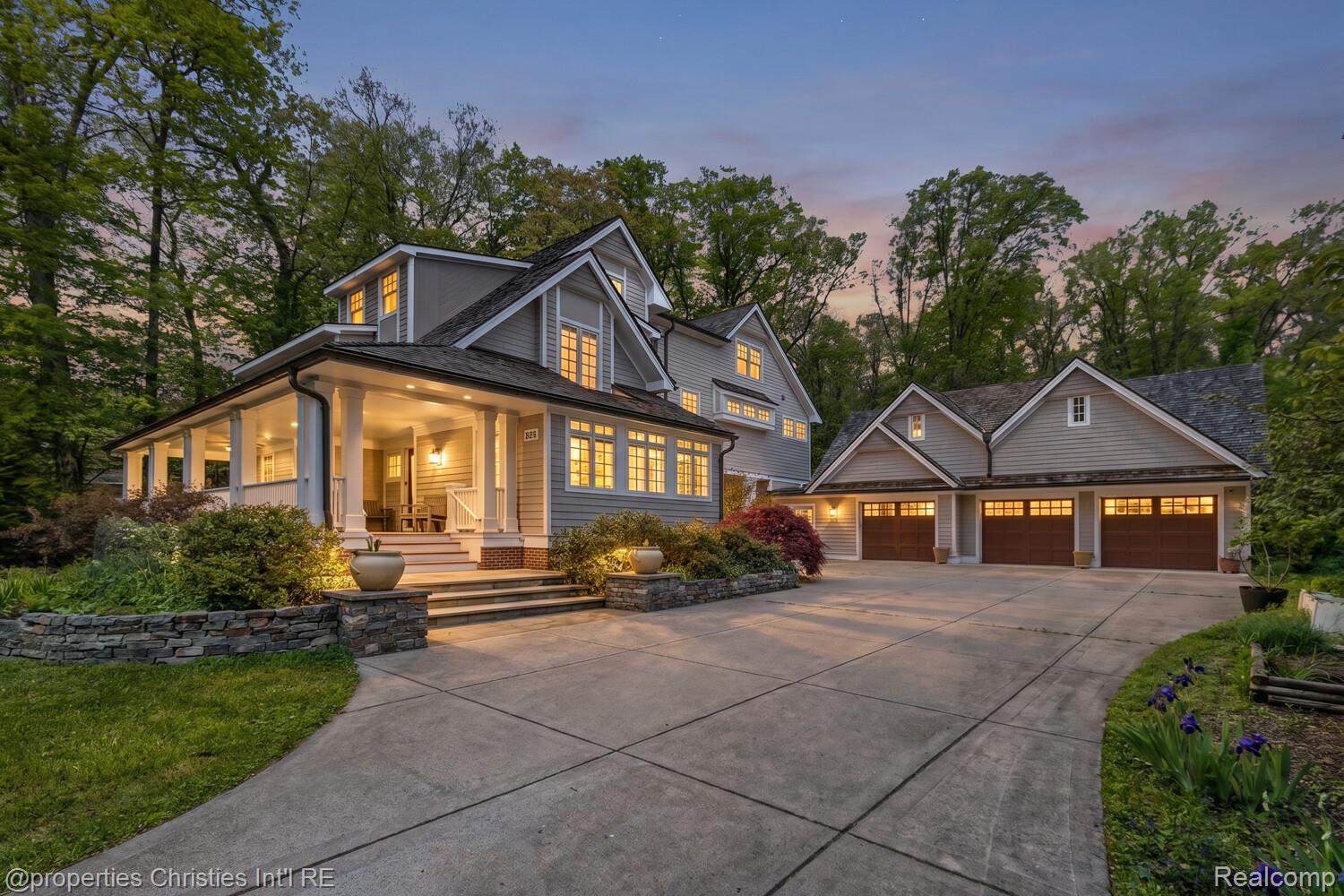 1041 Greentree Road Bloomfield Hills, MI 48304 - Photo 1 of 70 01_1041_Greentree_Rd1_mls.jpg