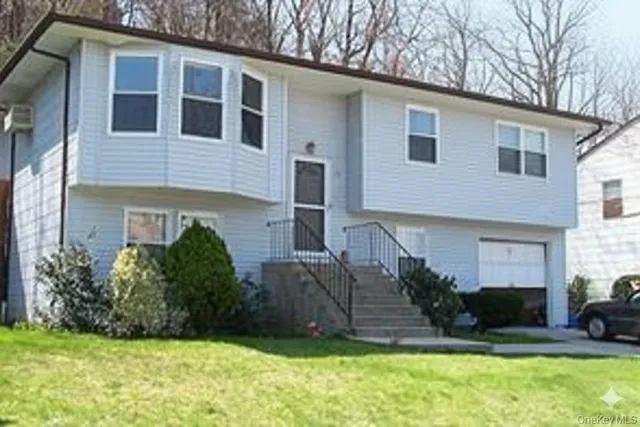 $899,000 | 9 Harmony Lane, Glen Cove, NY 11542