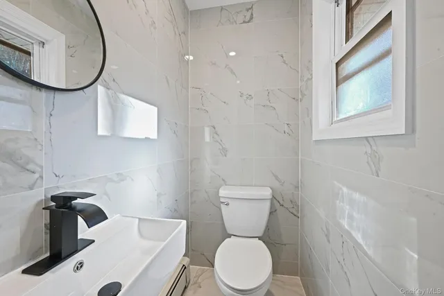 $899,000 | 9 Harmony Lane, Glen Cove, NY 11542