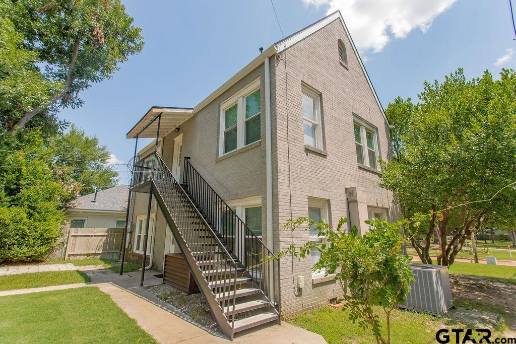 831 West Houston Street Tyler, TX 75702 - Photo 3 of 48