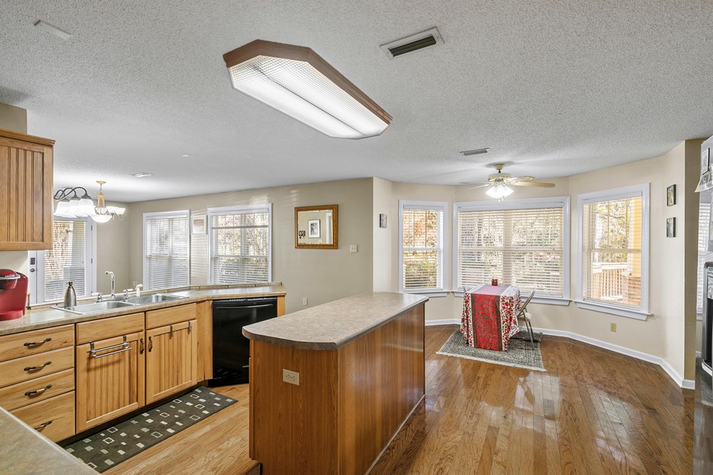 85 Sweetbay Trace Dothan, AL 36303 - Photo 6 of 76