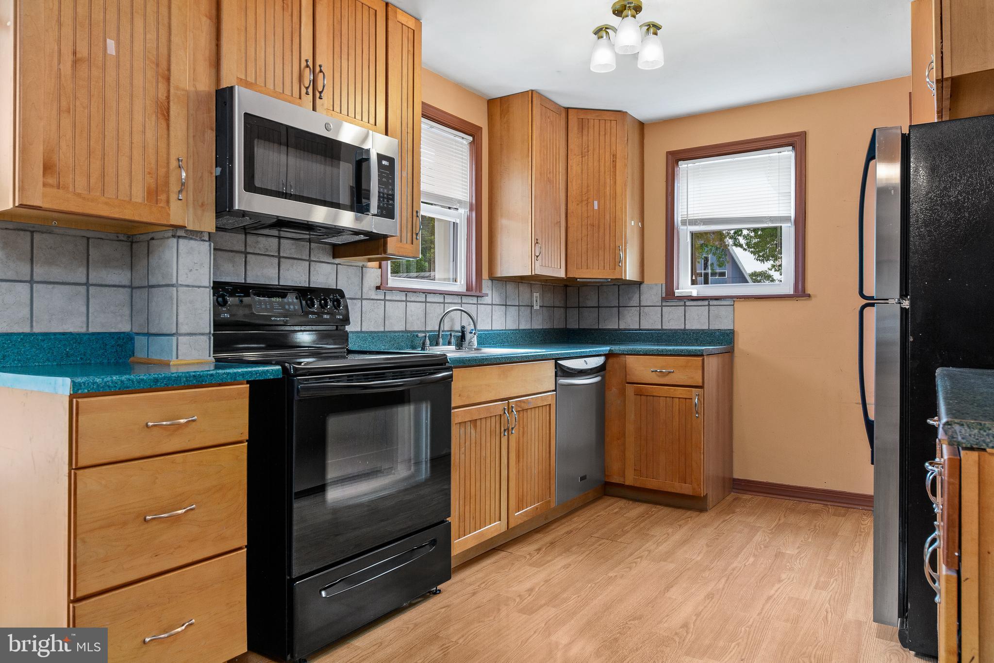 35 Evergreen Avenue Pitman, NJ 08071 - Photo 14 of 36