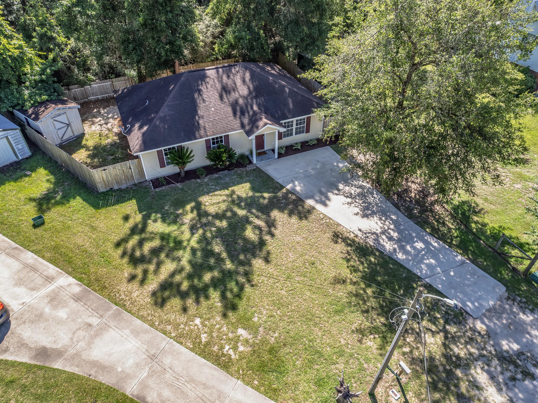 1 Black Foot Road Crawfordville, FL 32327 - Photo 2 of 44