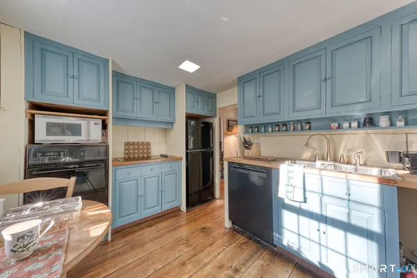 $1,200,000 | 59 Hidden Lake Road, Haddam, CT 06441