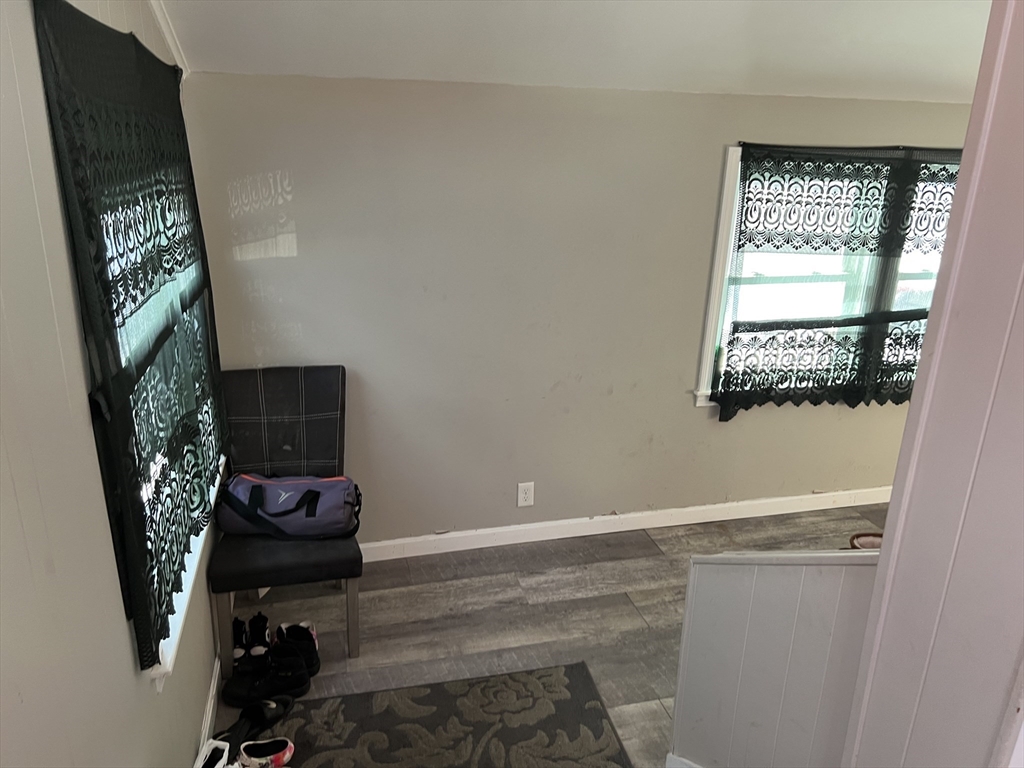 9 Oakland Road Lawrence, MA 01843 - Photo 16 of 19