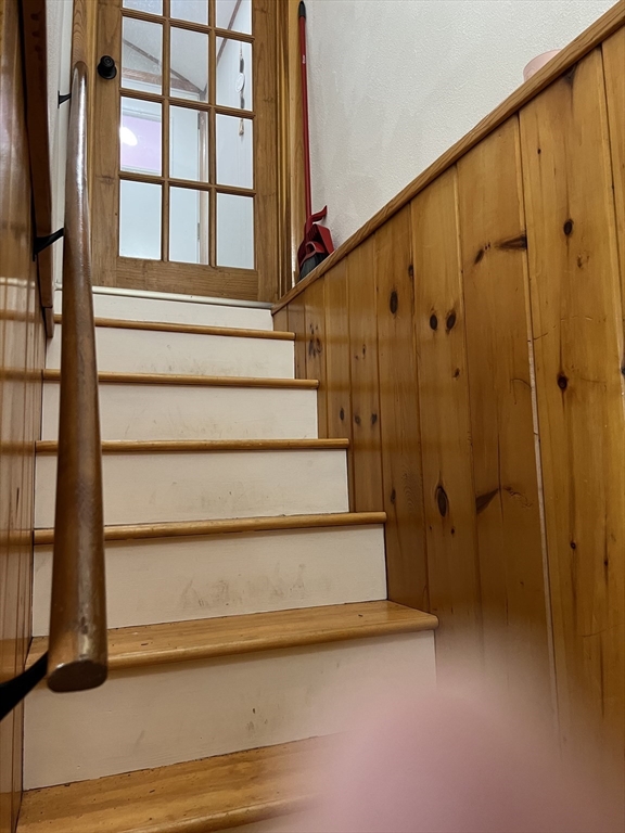 9 Oakland Road Lawrence, MA 01843 - Photo 9 of 19