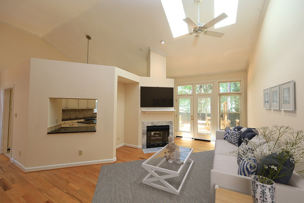 Den/Family/Great Room