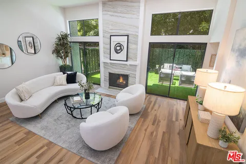 $1,199,000 | 1925 South Beverly Glen Boulevard, Unit 30, Los Angeles, CA 90025