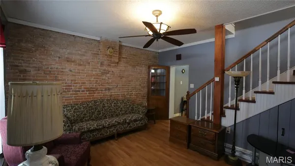 $139,900 | 914 South 2nd Street, De Soto, MO 63020