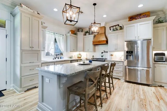 $525,000 | 1258 Fabacher Road, Iota, LA 70543