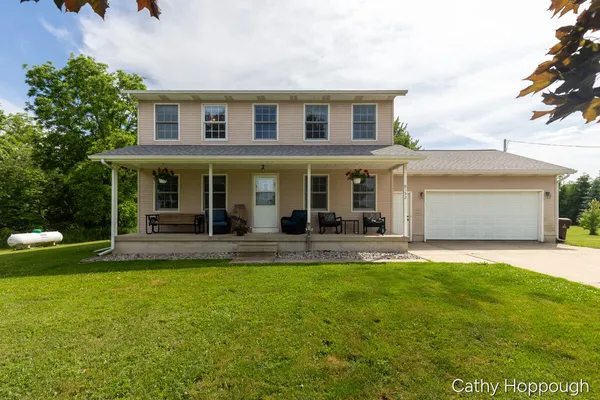 $400,000 | 8152 Murphy Road, Lyons, MI 48851