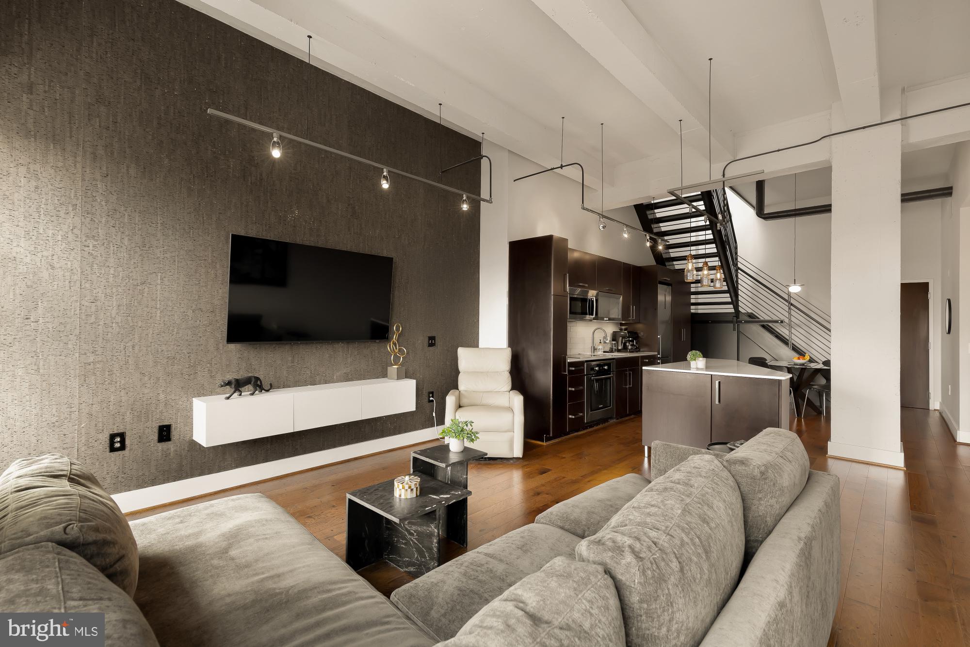 1401 R Street Northwest, Unit PH3 Washington, DC 20009 - Photo 15 of 37