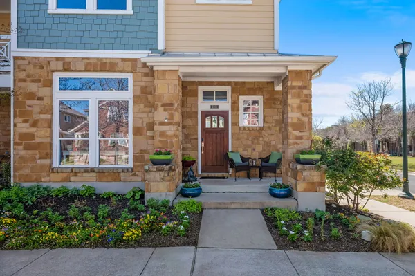 $775,000 | 2201 Zach Scott Street, Austin, TX 78723