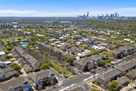 $765,000 | 2201 Zach Scott Street, Austin, TX 78723