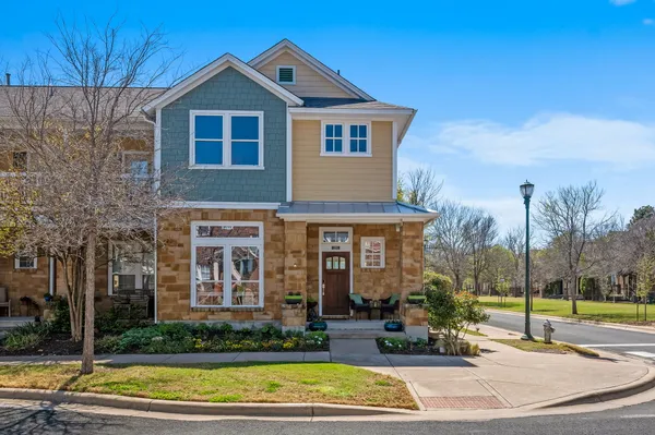 $775,000 | 2201 Zach Scott Street, Austin, TX 78723