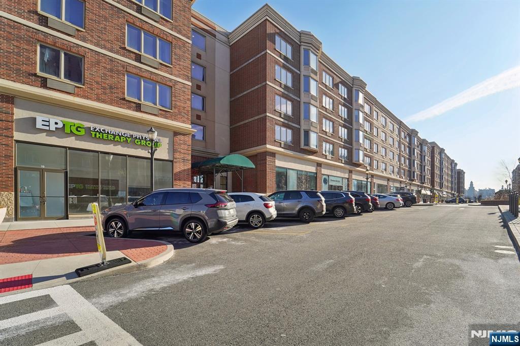 110 City Place Edgewater, NJ 07020 - Photo 34 of 44