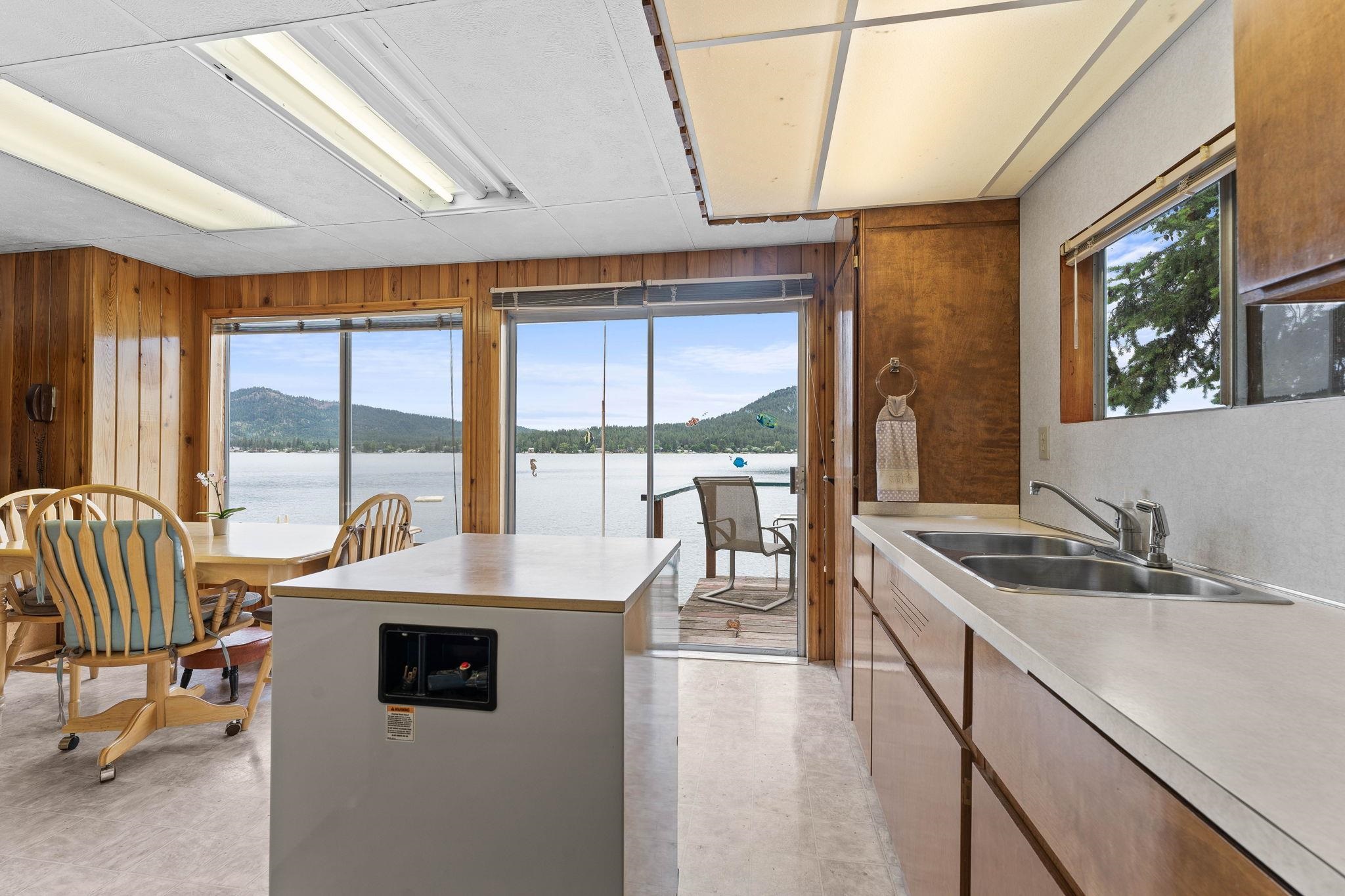 43827 Silver Beach Road Loon Lake, WA 99148 - Photo 15 of 45 Gallery Image 15