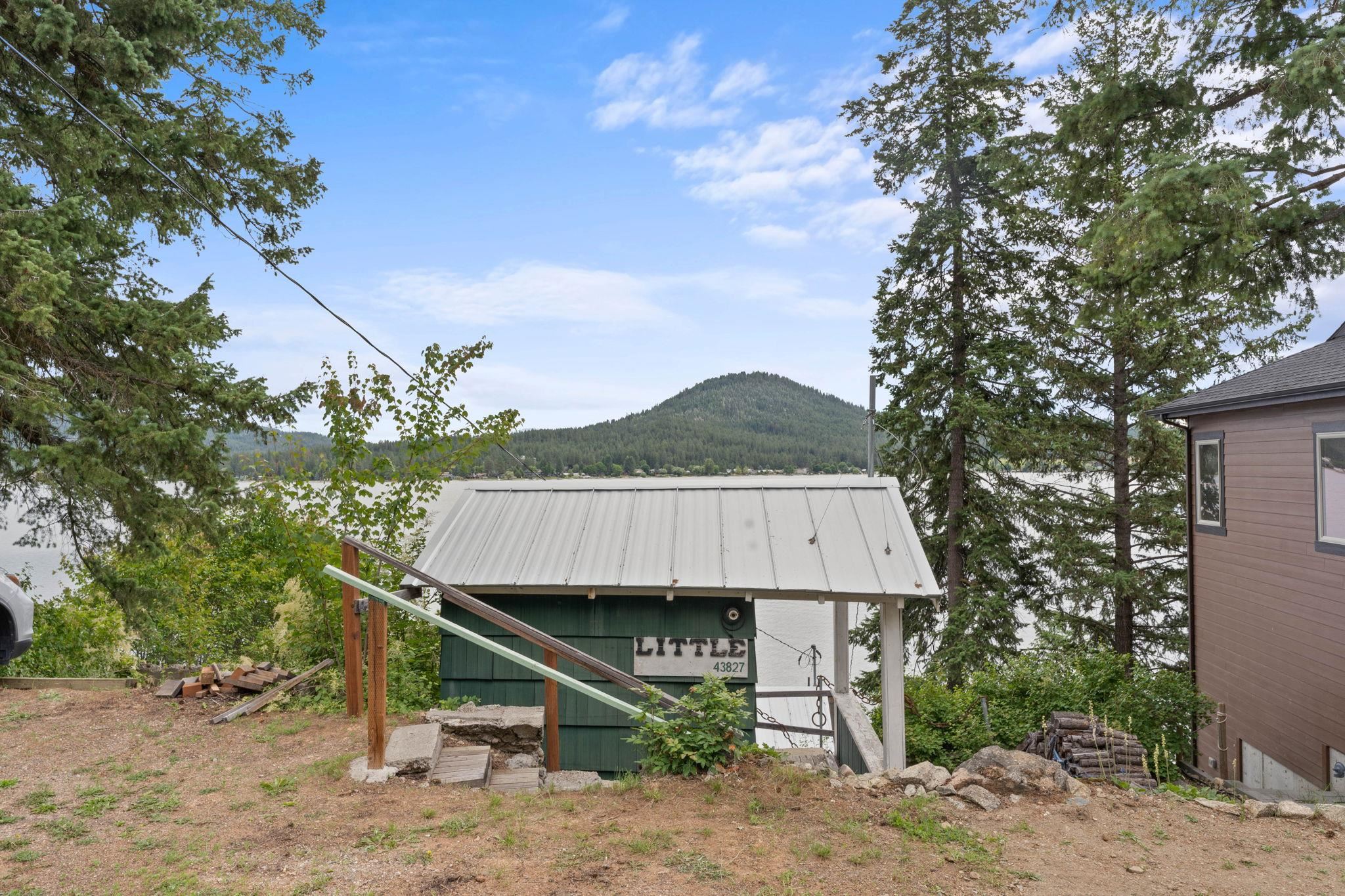 43827 Silver Beach Road Loon Lake, WA 99148 - Photo 4 of 45 Gallery Image 4