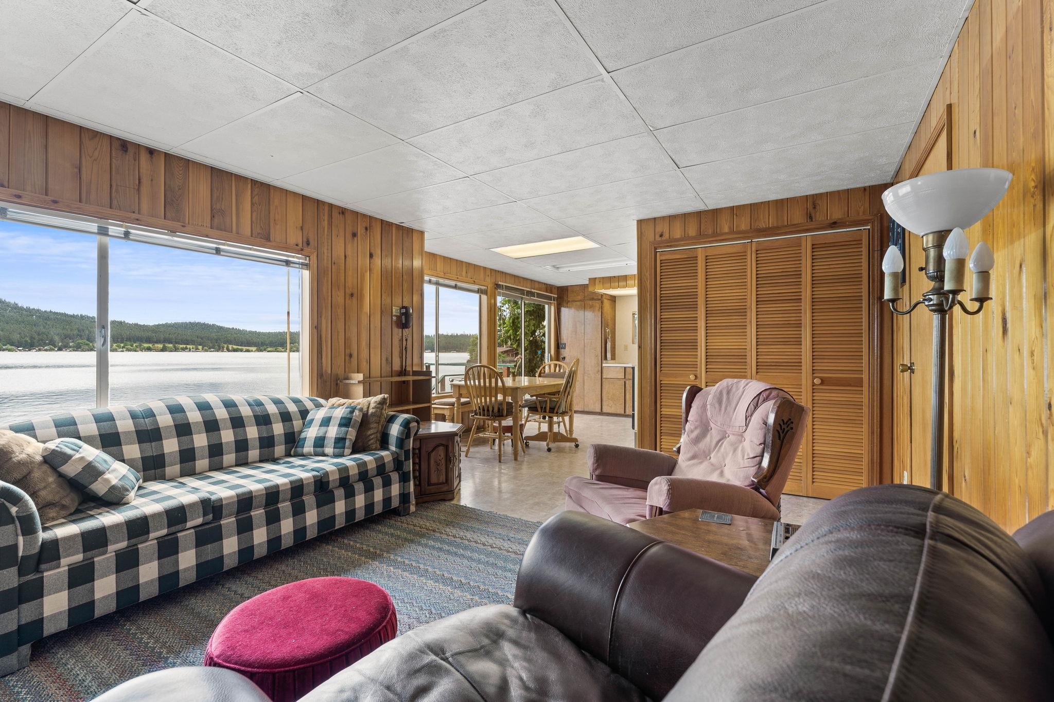 43827 Silver Beach Road Loon Lake, WA 99148 - Photo 8 of 45 Gallery Image 8