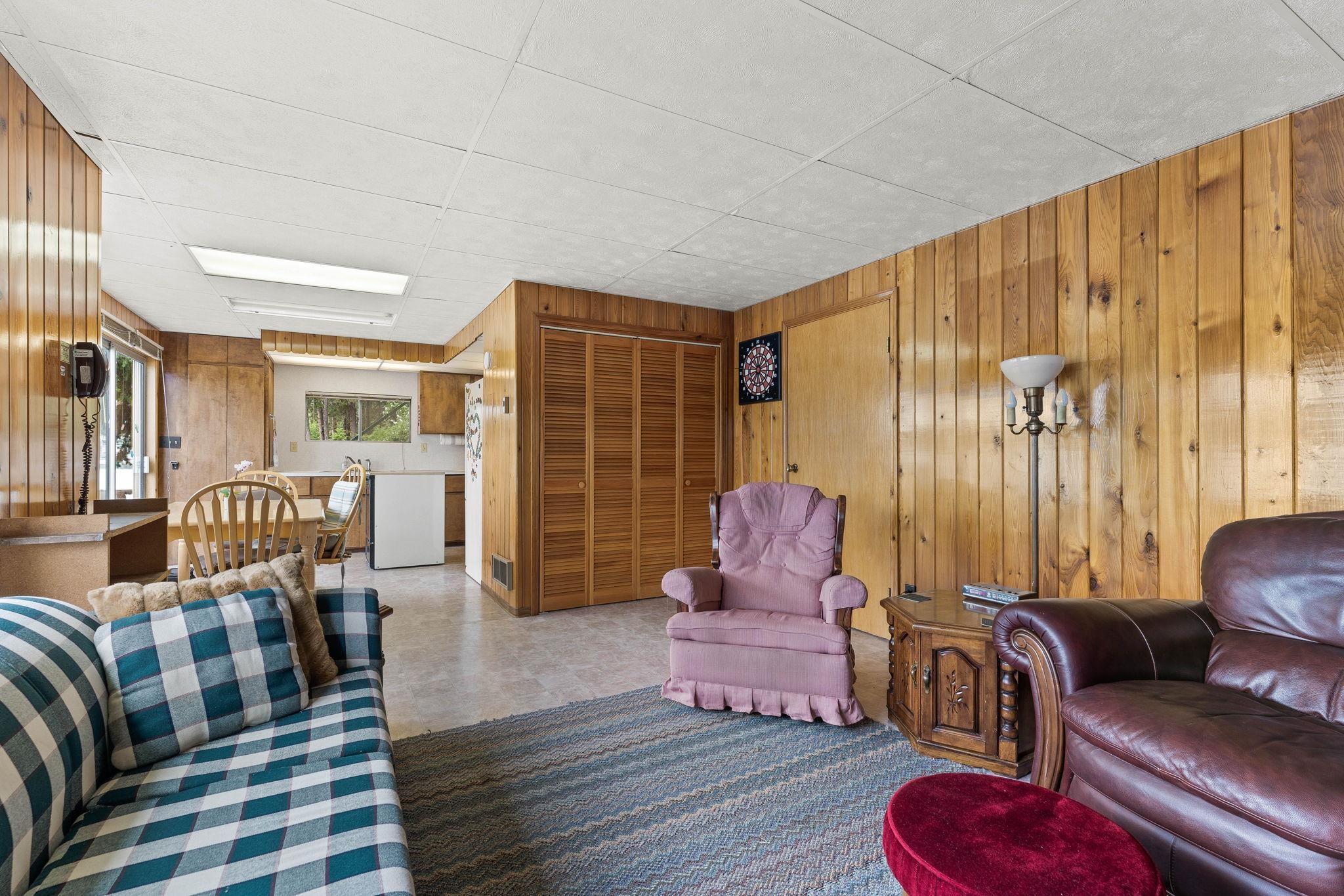43827 Silver Beach Road Loon Lake, WA 99148 - Photo 9 of 45 Gallery Image 9