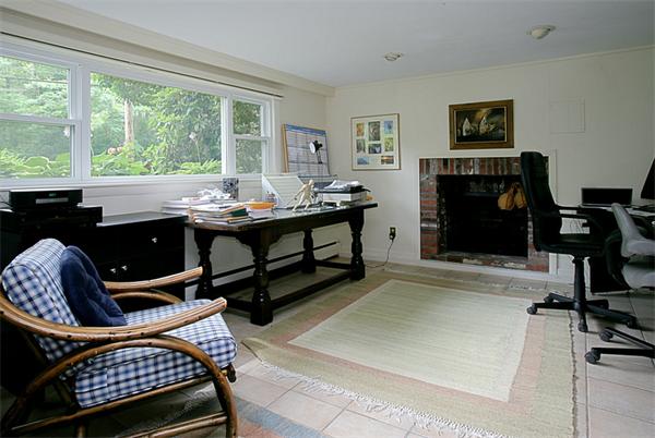 25 Wayne Road Newton, MA 02459 - Photo 5 of 6