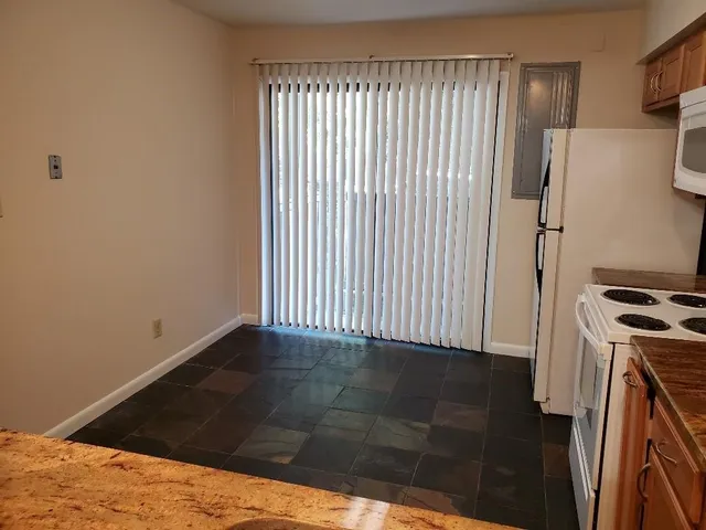 $1,995 | 1247 Druid Knoll Drive Northeast, Unit 1247, Atlanta, GA 30319