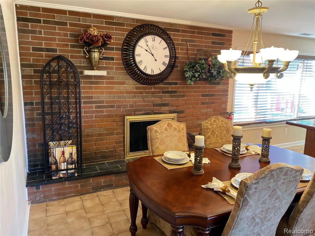 51811 Card Road Macomb, MI 48042 - Photo 7 of 25