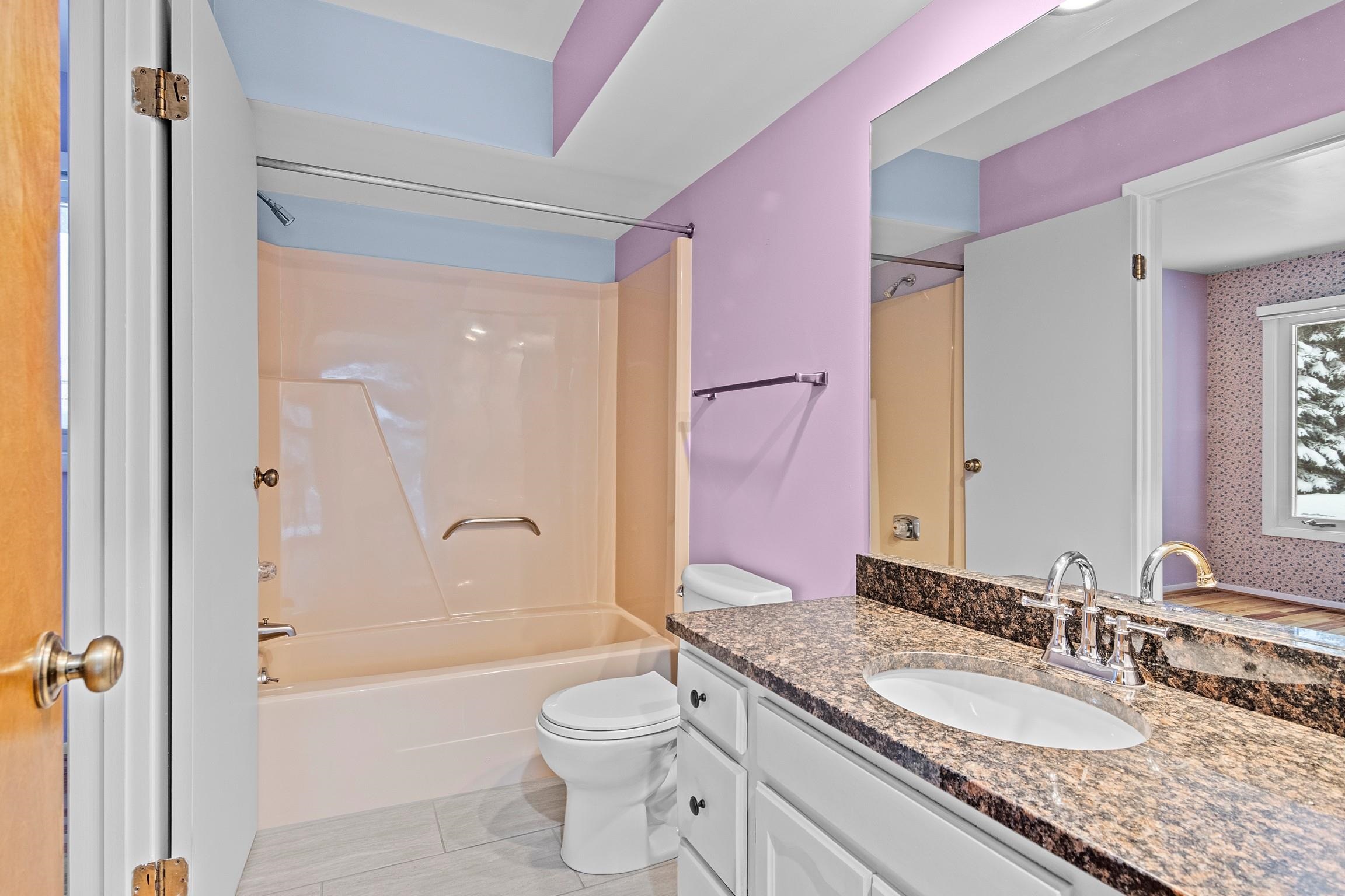 4243 Summerhill Road Traverse City, MI 49684 - Photo 16 of 29 1930253-E347D663-1010-4799-97C4-C4FA94CBEA8E.JPG