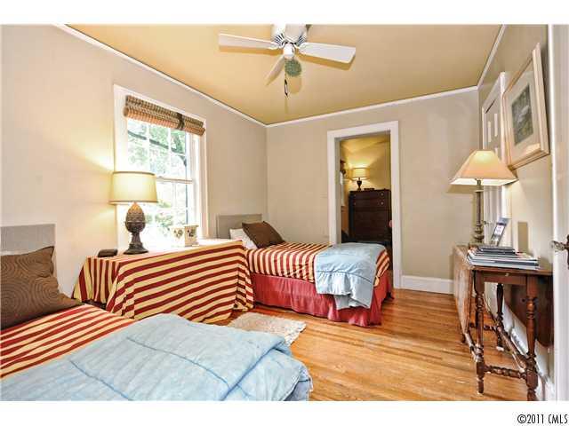 1839 South Wendover Road Charlotte, NC 28211 - Photo 12 of 16 Gallery Image 12