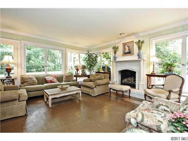 1839 South Wendover Road Charlotte, NC 28211 - Photo 4 of 16 Gallery Image 4