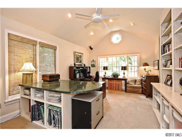 1839 South Wendover Road Charlotte, NC 28211 - Photo 6 of 16 Gallery Image 6