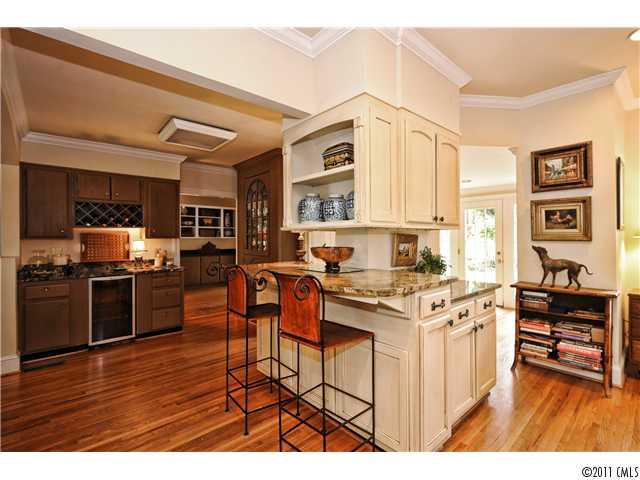 1839 South Wendover Road Charlotte, NC 28211 - Photo 8 of 16 Gallery Image 8
