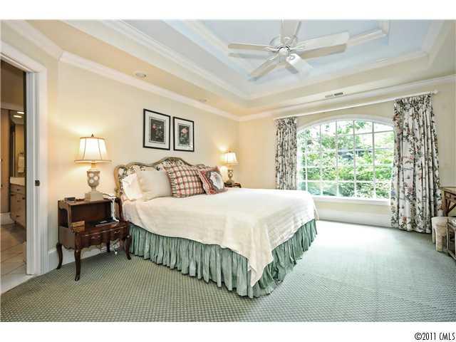 1839 South Wendover Road Charlotte, NC 28211 - Photo 9 of 16 Gallery Image 9