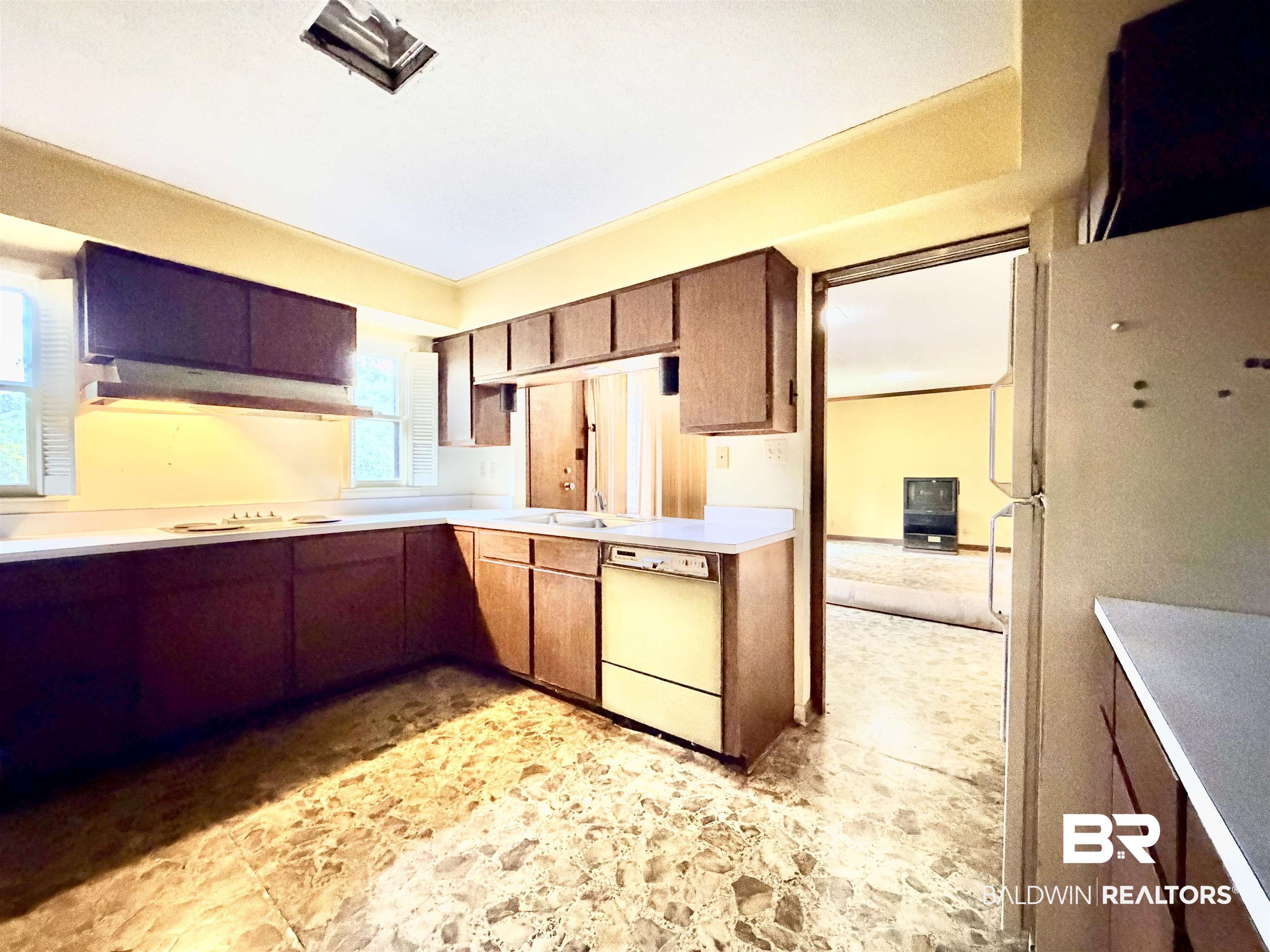 605 East Cumberland Road Mobile, AL 36608 - Photo 22 of 87