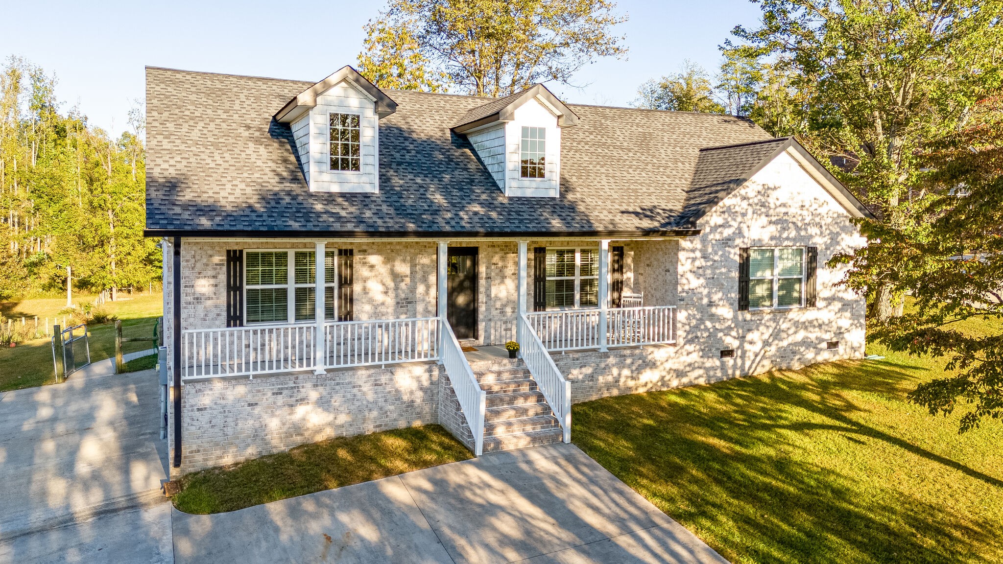 1688 Rock Bridge Road Bethpage, TN 37022 - Photo 2 of 29 a view of house with yard