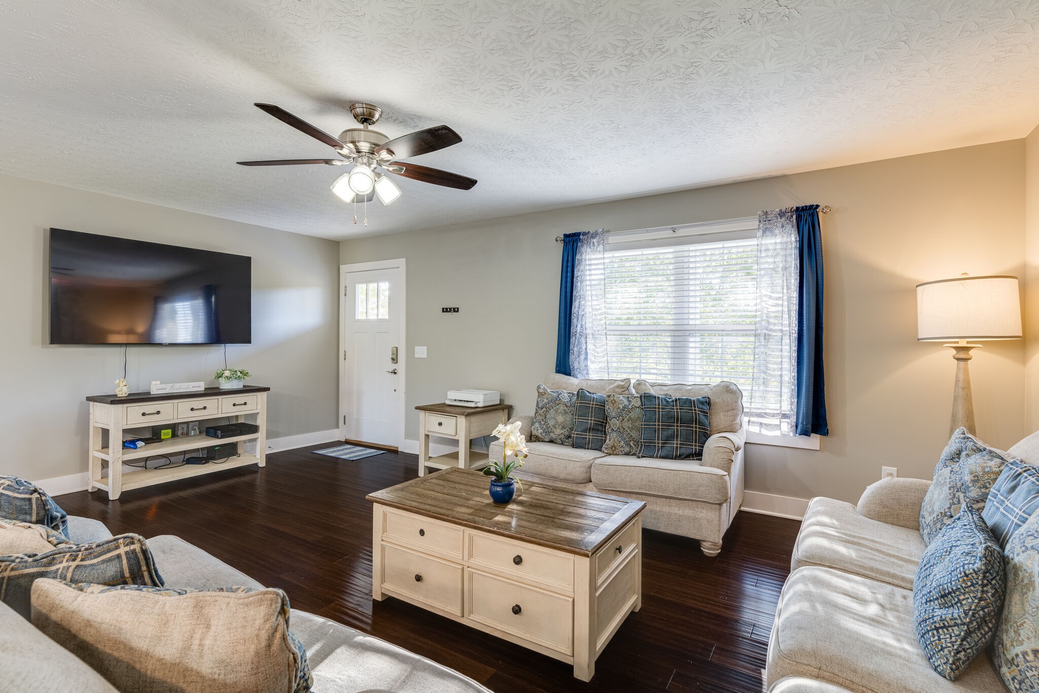 1688 Rock Bridge Road Bethpage, TN 37022 - Photo 7 of 29 a living room with furniture and a flat screen tv
