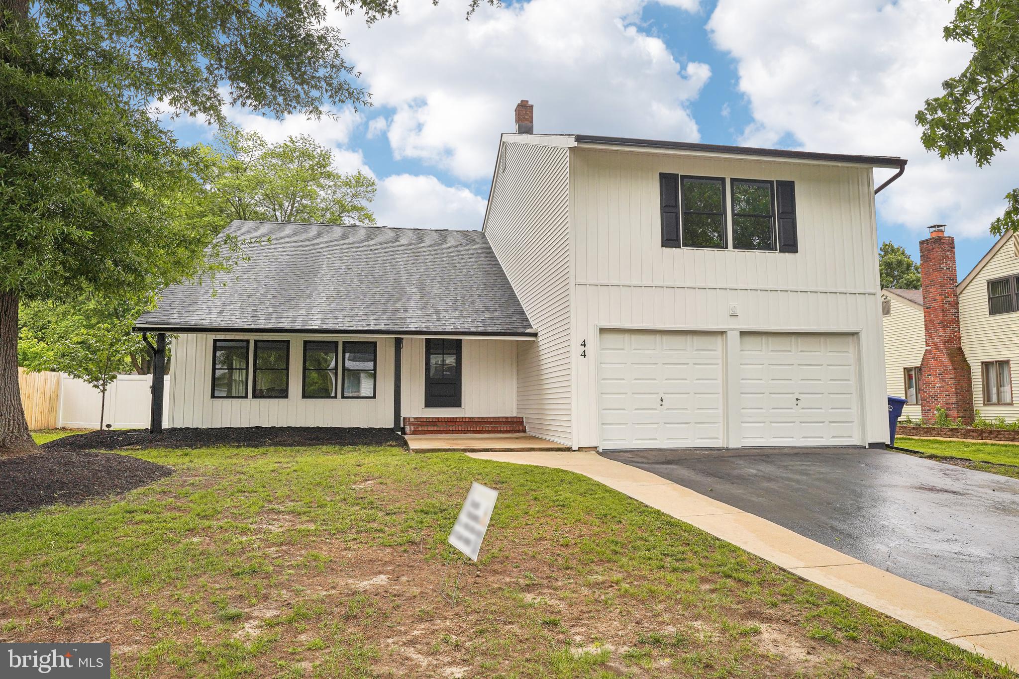 44 Concord Road Marlton, NJ 08053 - Photo 2 of 43 front view of a house with a yard