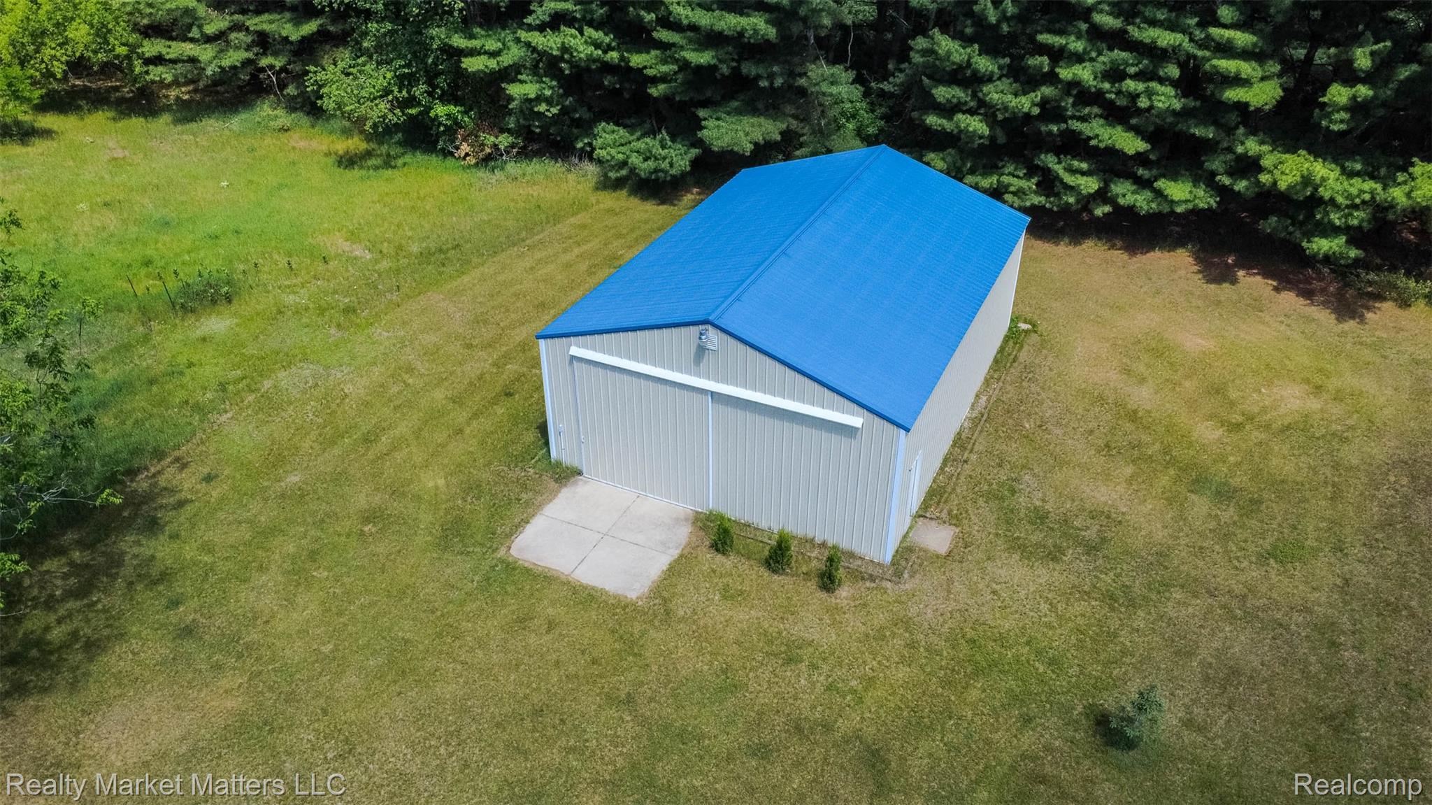 4951 Laur Road North Branch, MI 48461 - Photo 26 of 34 zdrone (14).jpg