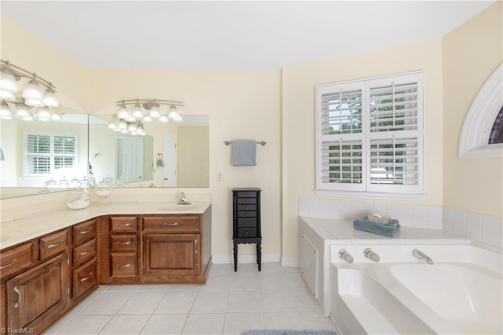 2600 Burke Farm Road Clemmons, NC 27012 - Photo 26 of 48