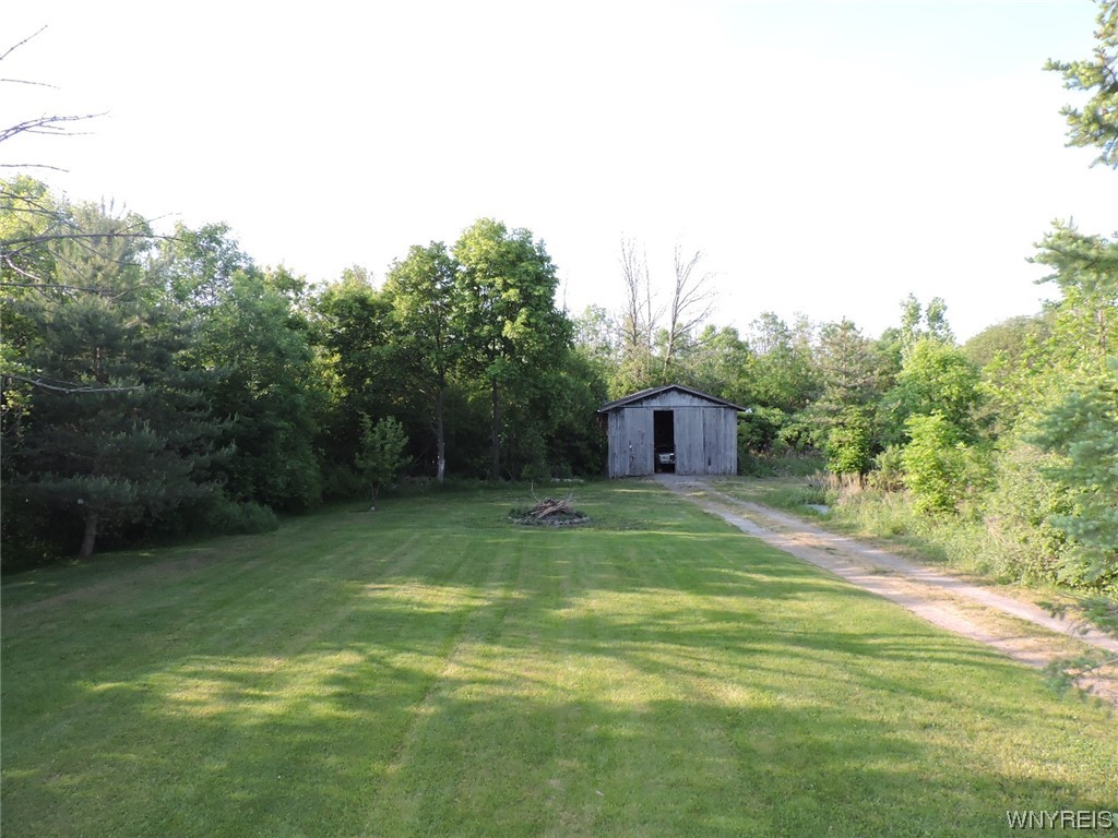 1215 Saunders Settlement Road Lewiston, NY 14305 - Photo 14 of 28