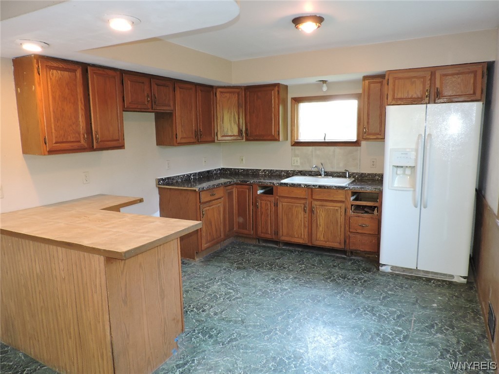 1215 Saunders Settlement Road Lewiston, NY 14305 - Photo 17 of 28